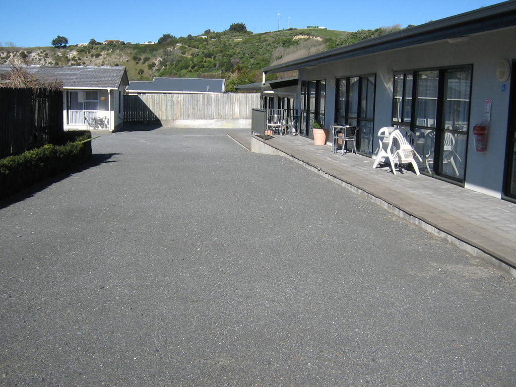 Sierra Beachfront Motel Kaikoura Exterior photo